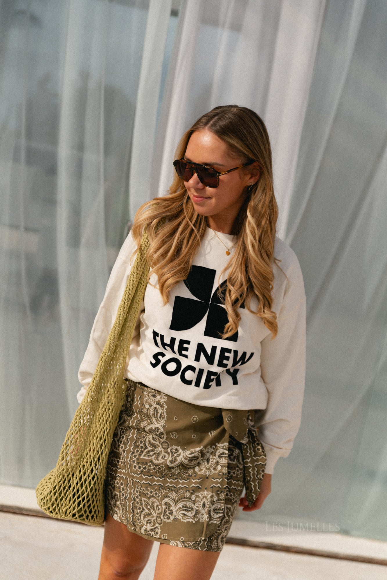 TNS Logo sweatshirt ecru