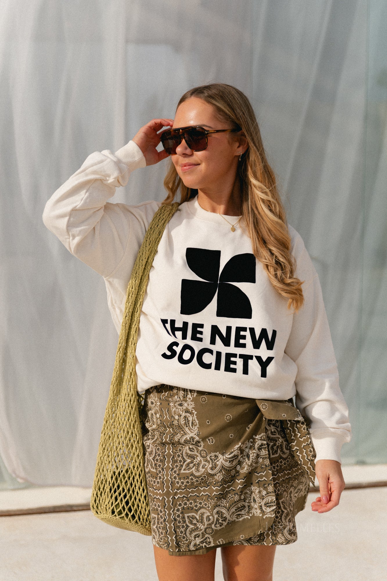 TNS Logo sweatshirt ecru