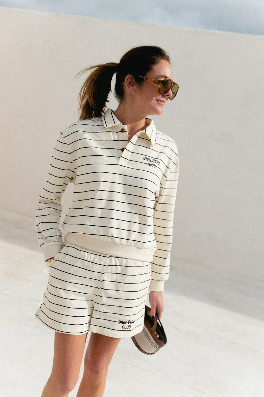 Bien-être club striped polo-collar sweatshirt ecru/black