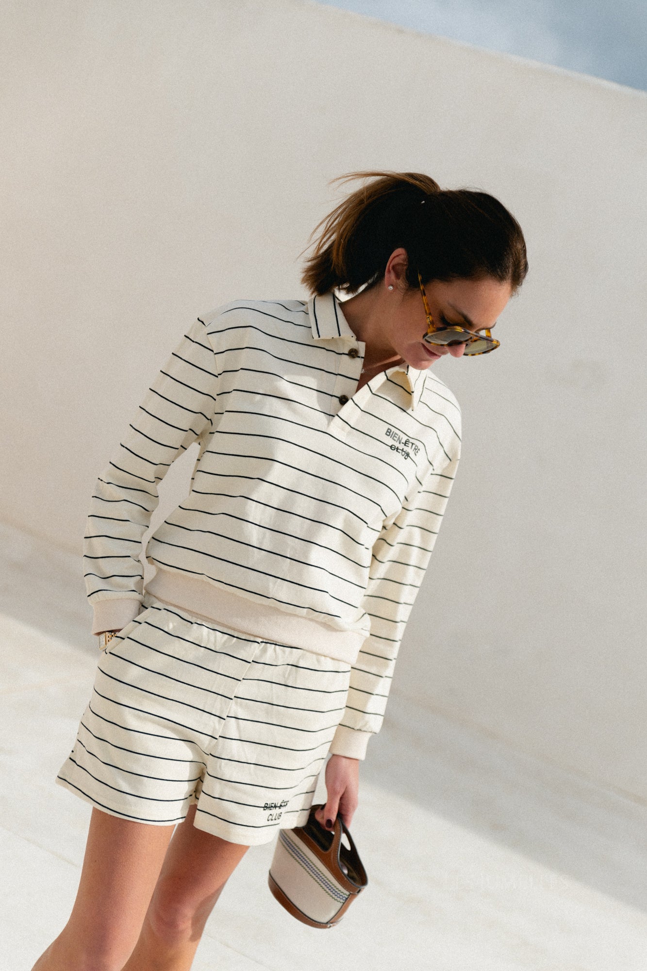 Bien-être club striped polo-collar sweatshirt ecru/black