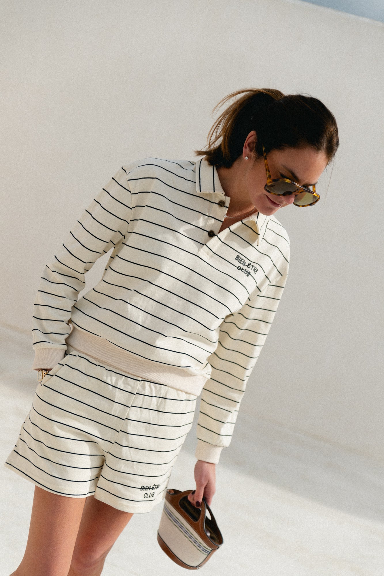 Bien-être club striped polo-collar sweatshirt ecru/black