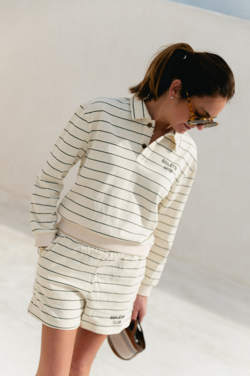 Bien-être club striped polo-collar sweatshirt ecru/black