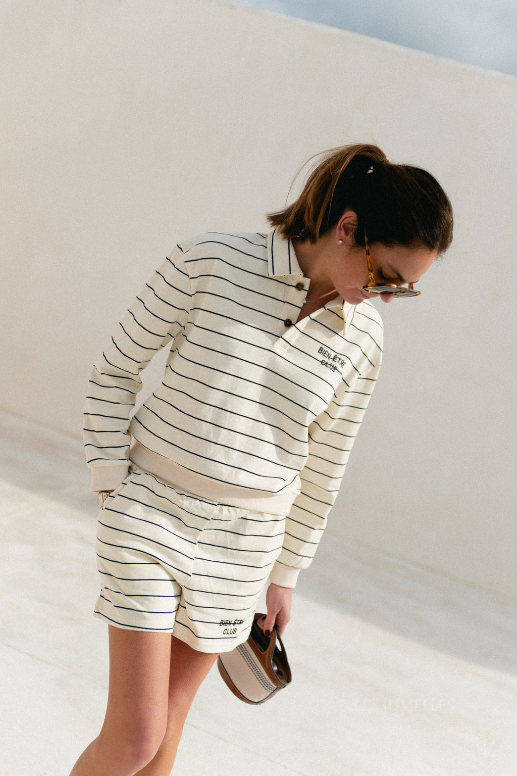 Bien-être club striped polo-collar sweatshirt ecru/black