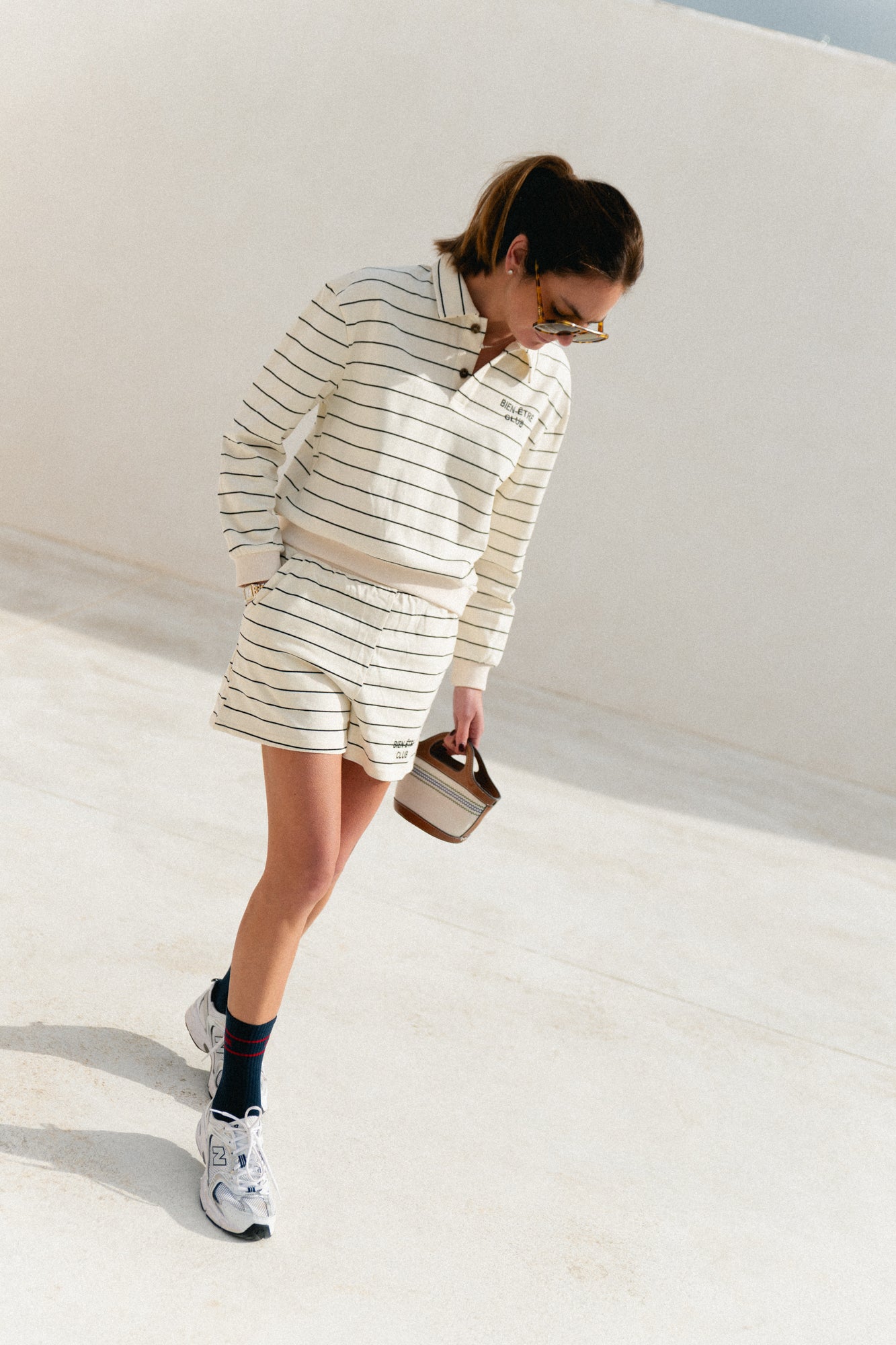 Bien-être club striped polo-collar sweatshirt ecru/black