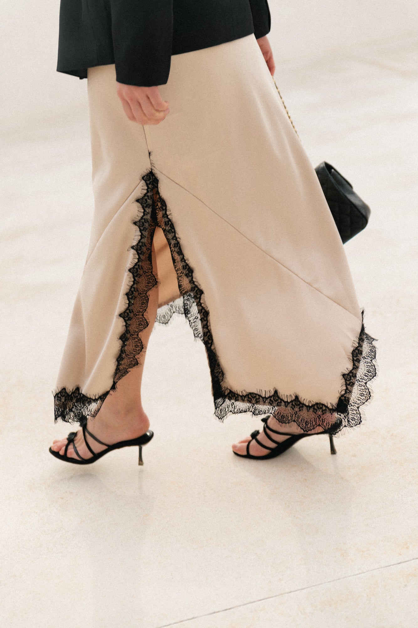 Amelie lace skirt beige/black