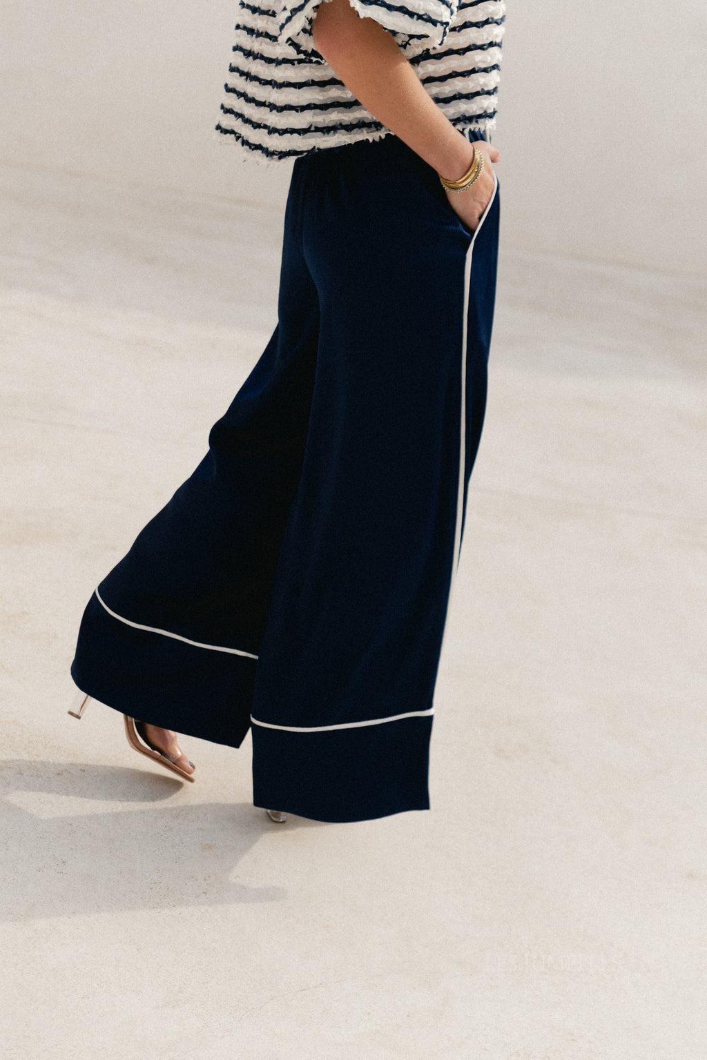Avril wide leg trousers navy