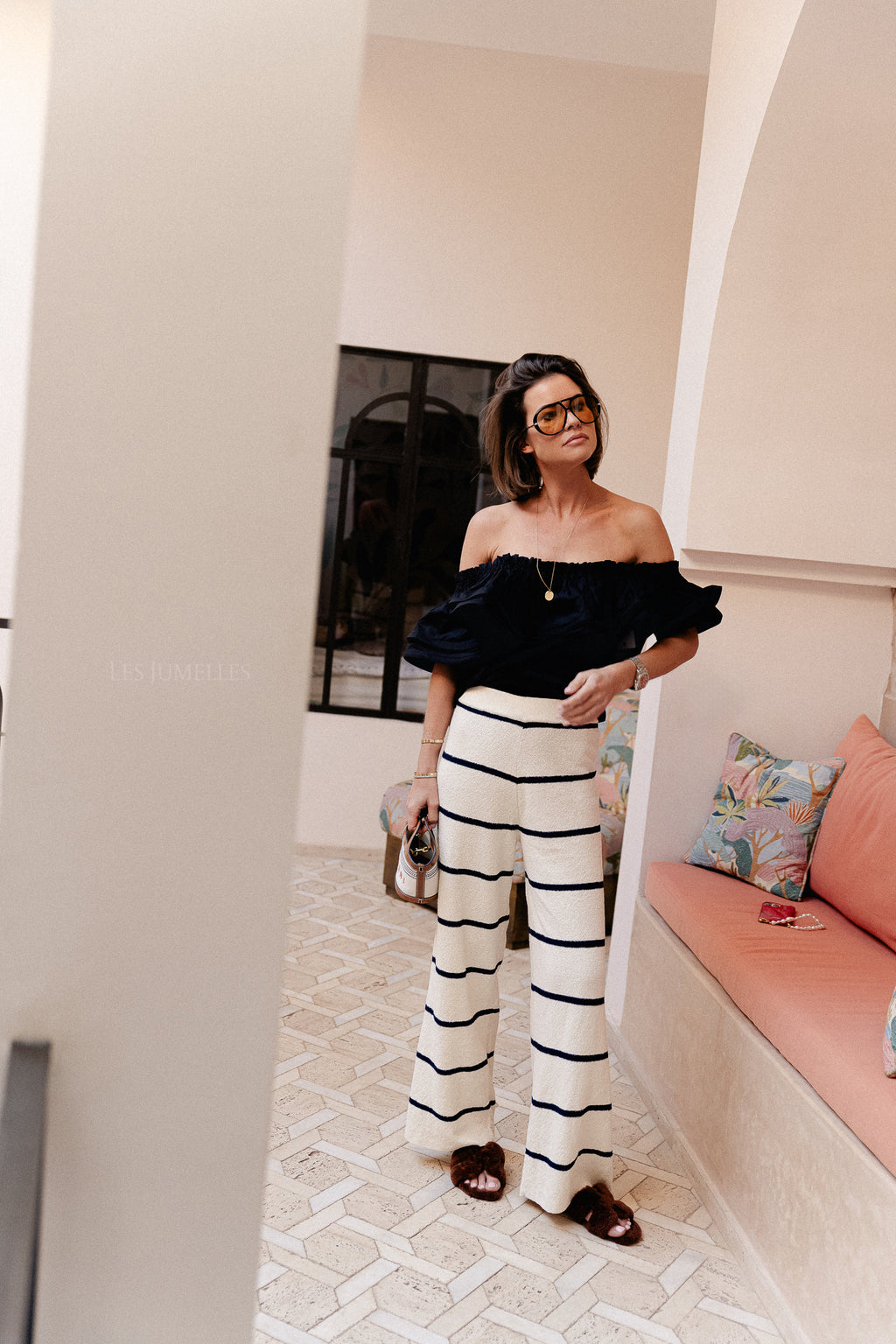 Rhea one shoulder top black