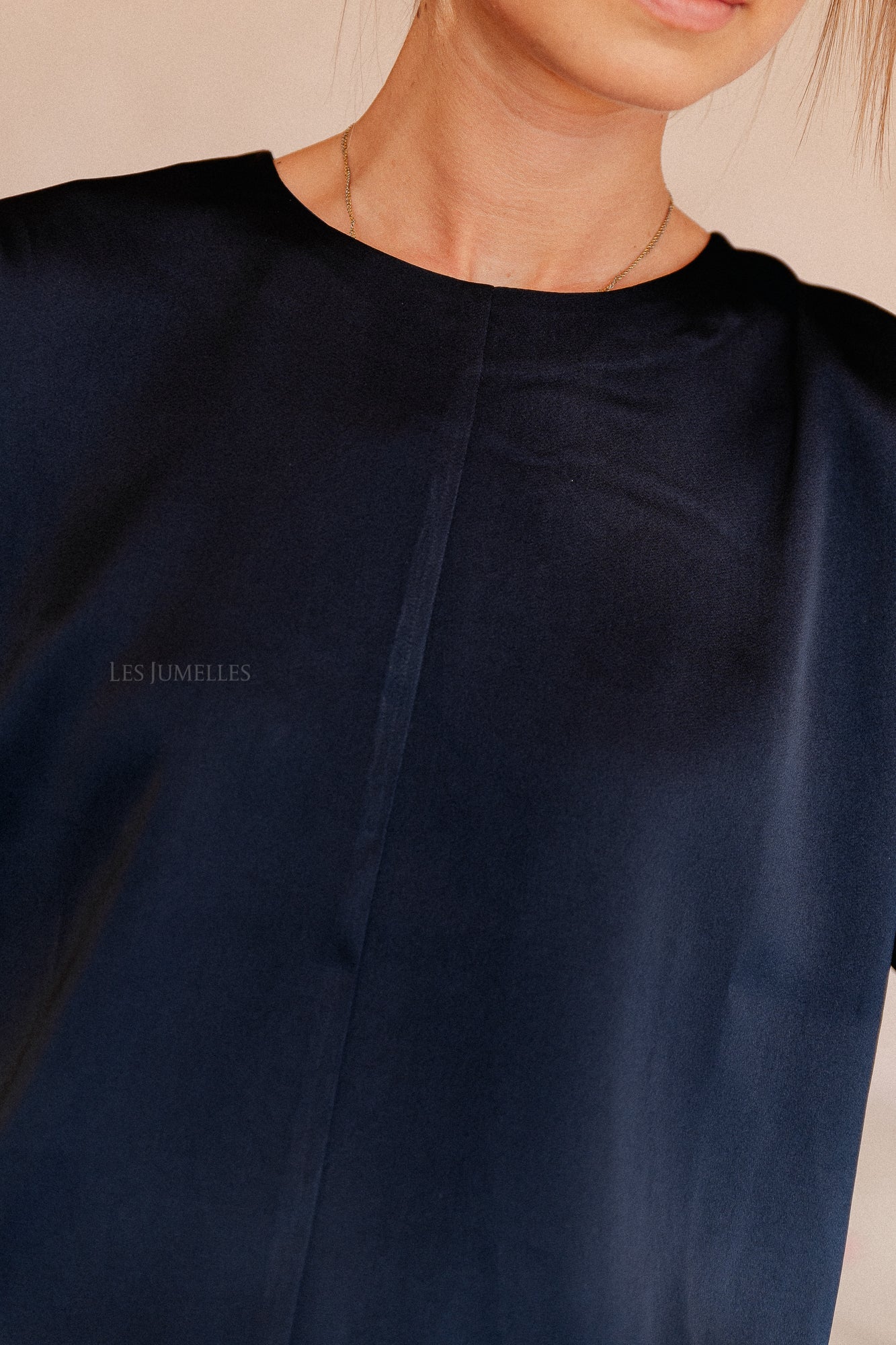 Manon satin top navy