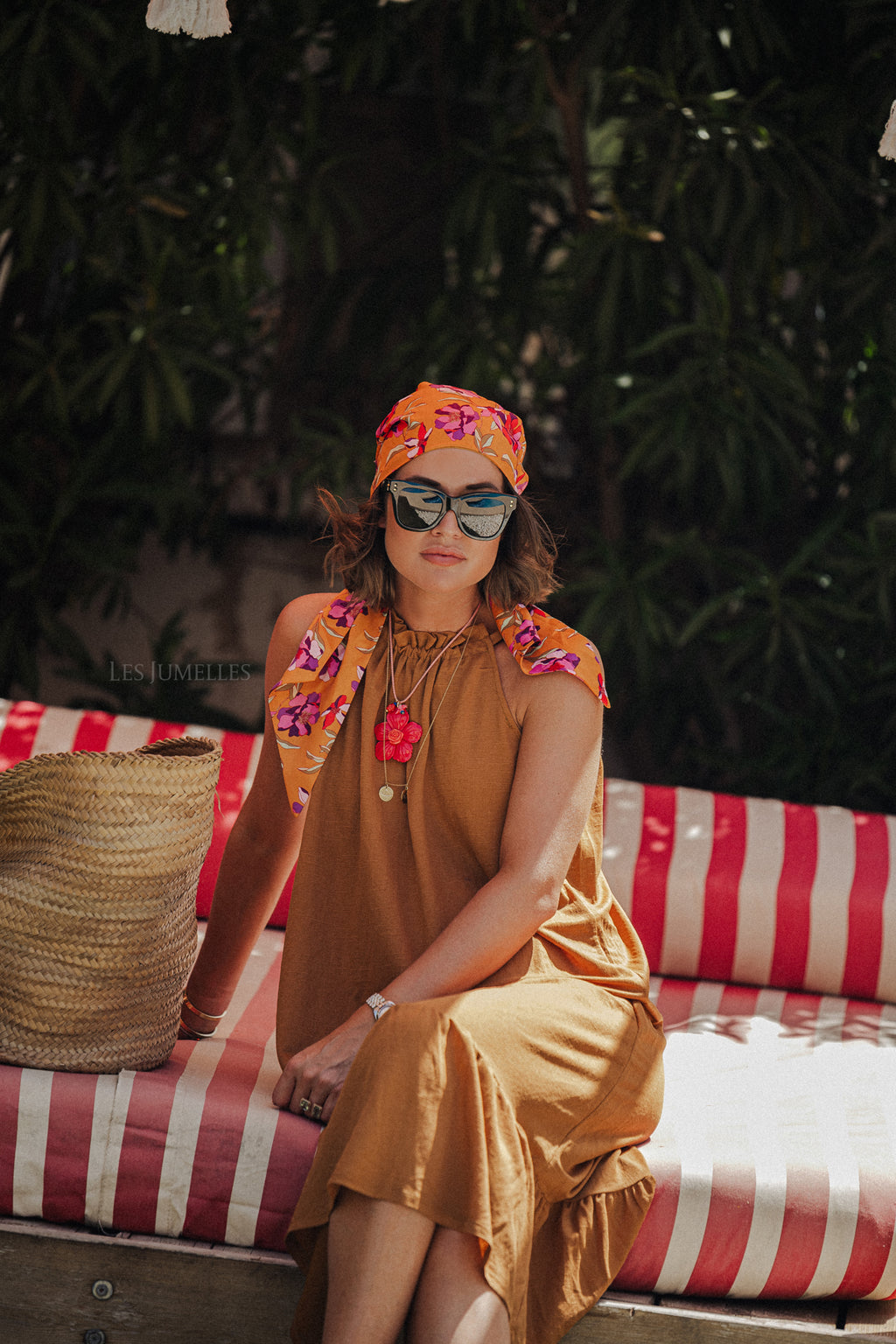 VICarmena Neckholder-Midikleid in Cathay Spice