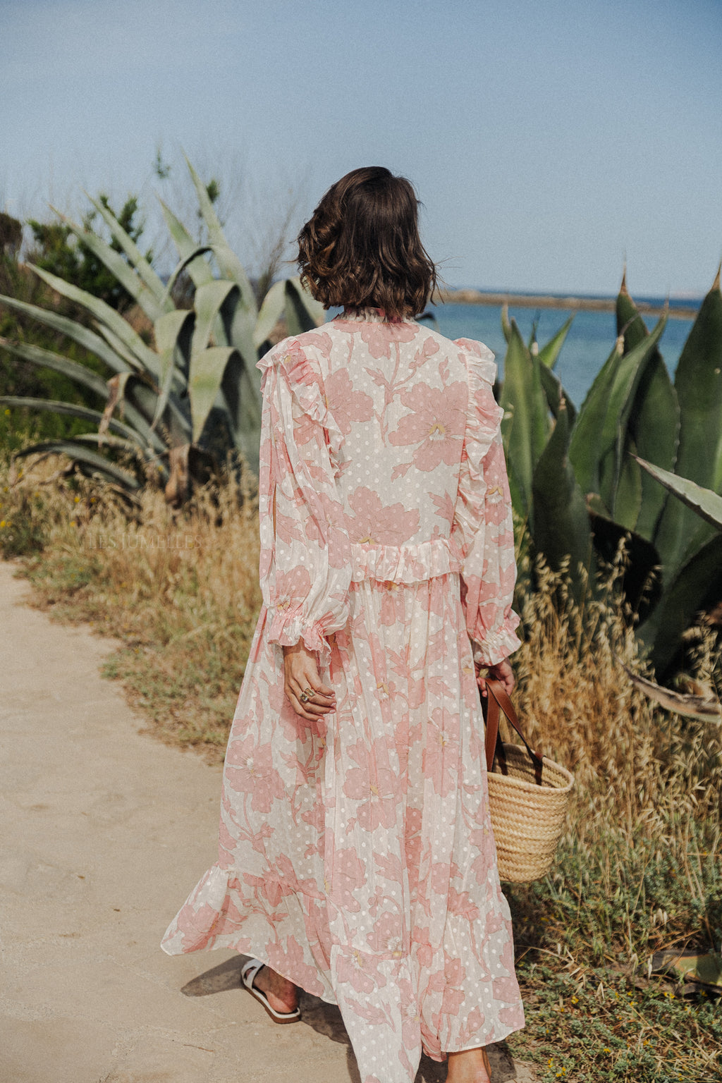 Robe longue en mousseline imprimée rose tendre
