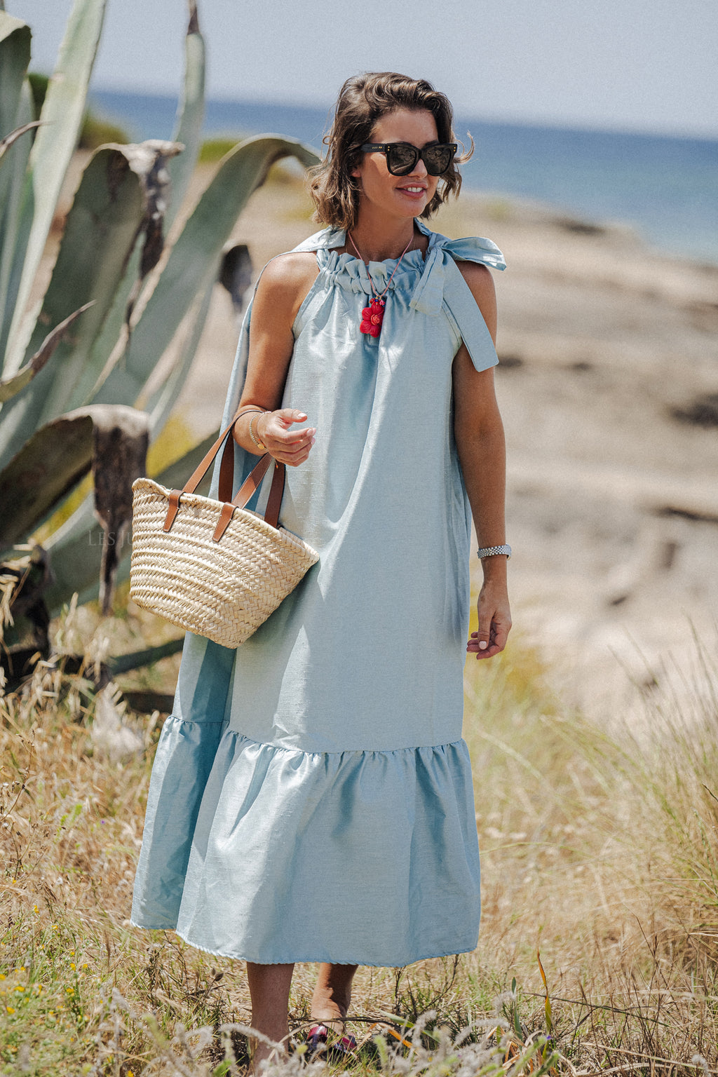 Ella Halterneck Maxikleid in Hellblau