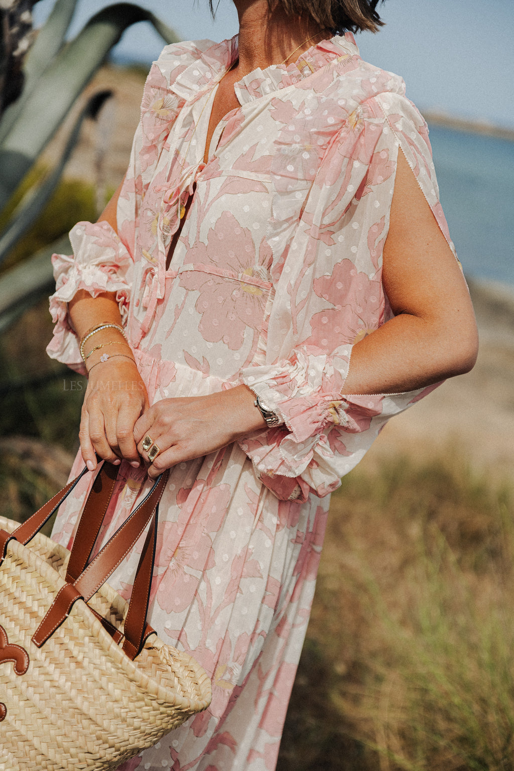 Robe longue en mousseline imprimée rose tendre