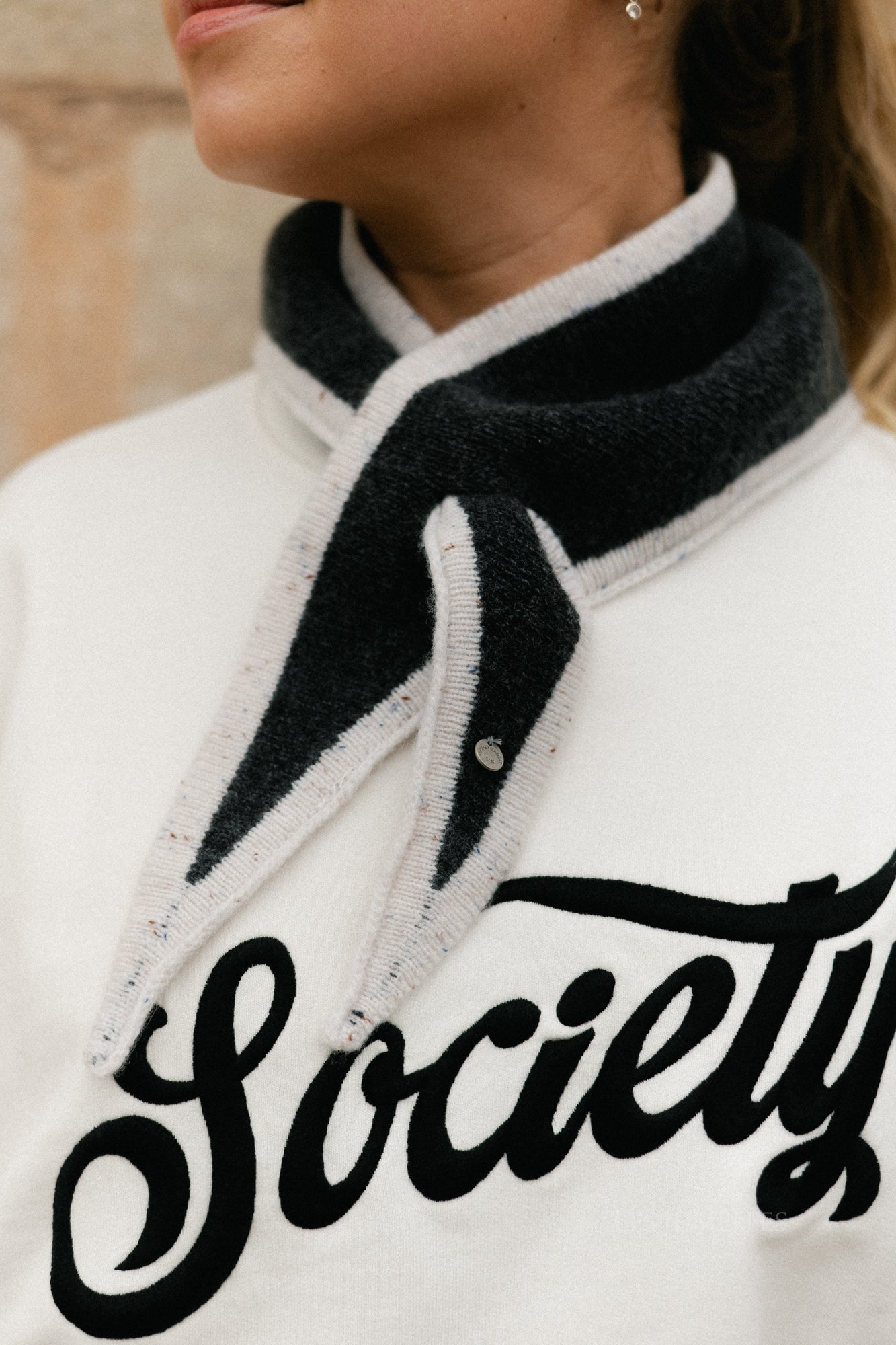 Lizzy wollen driehoekssjaal antraciet