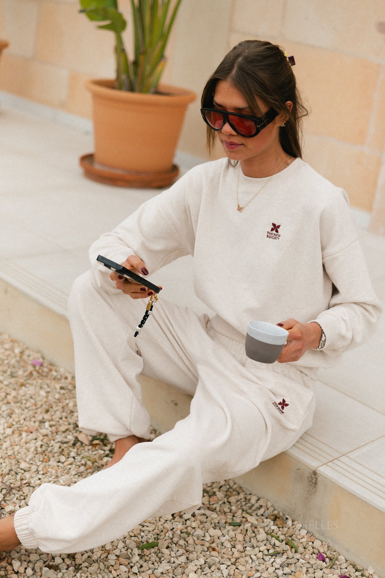 TNS Logo sweatshirt sand vigore