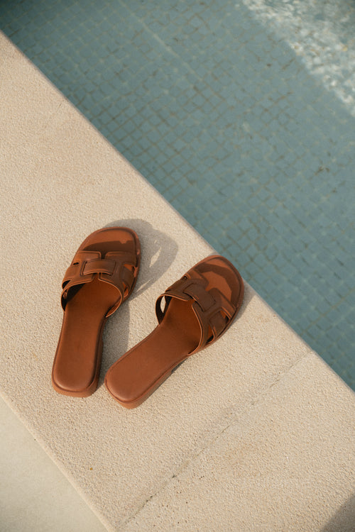 Eloise slippers camel