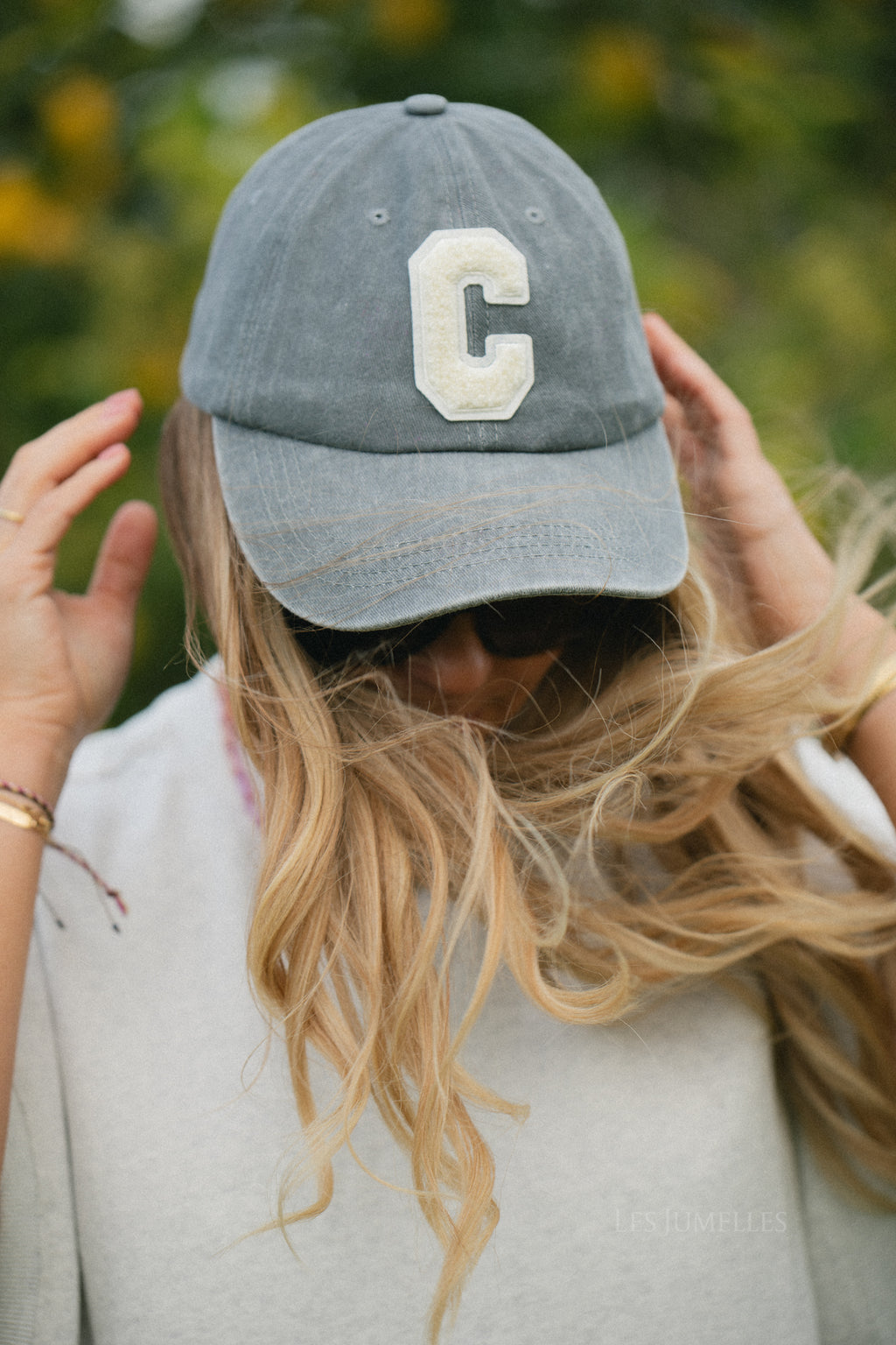 'C' Cap washed grey denim