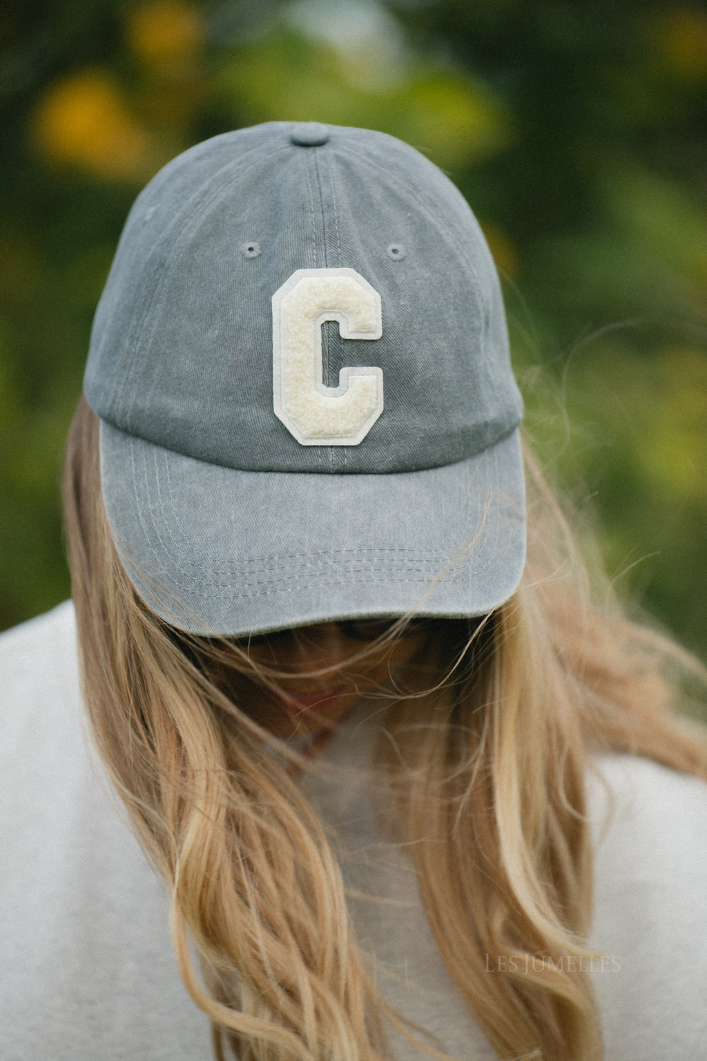 'C' Cap washed grey denim