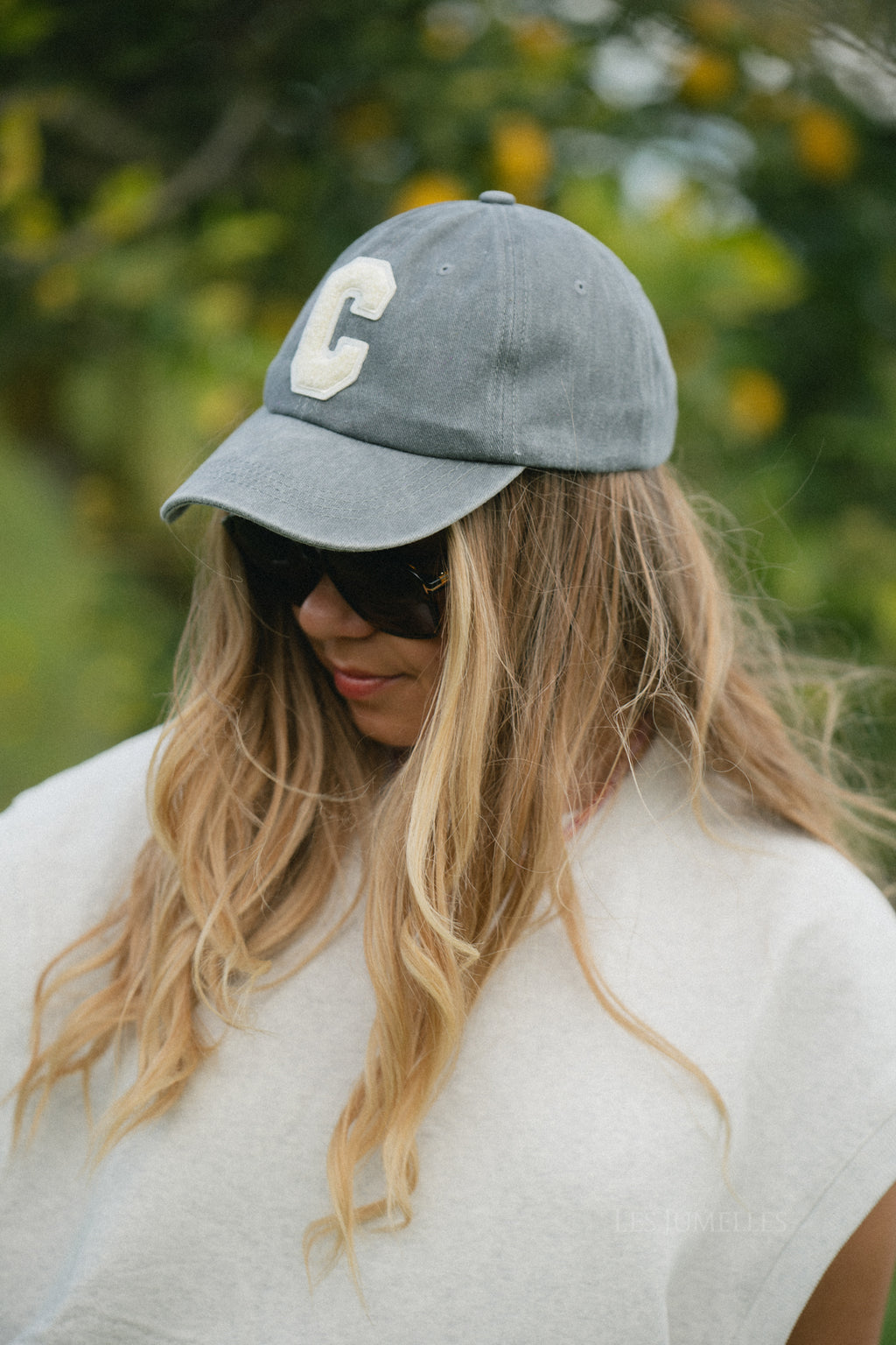 'C' Cap washed grey denim