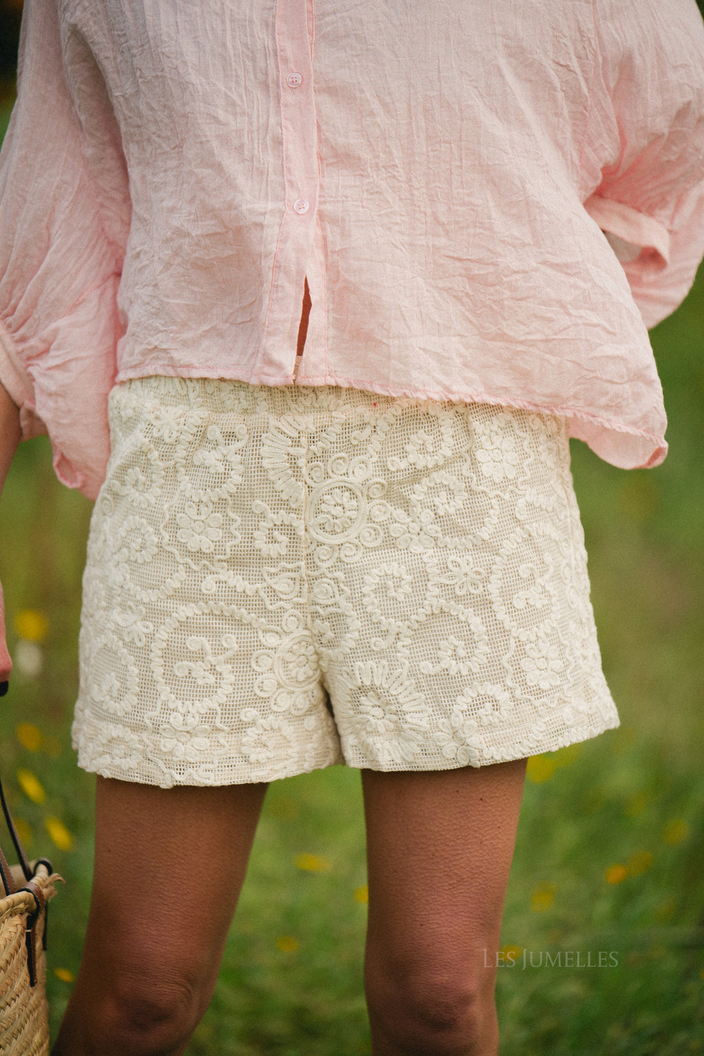 Floral embroidered lace shorts light beige