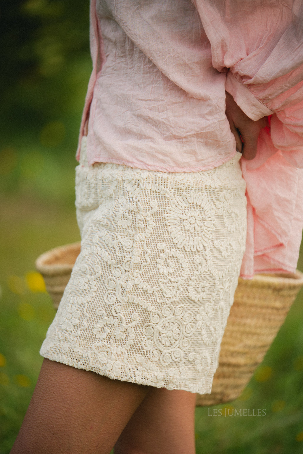 Floral embroidered lace shorts light beige