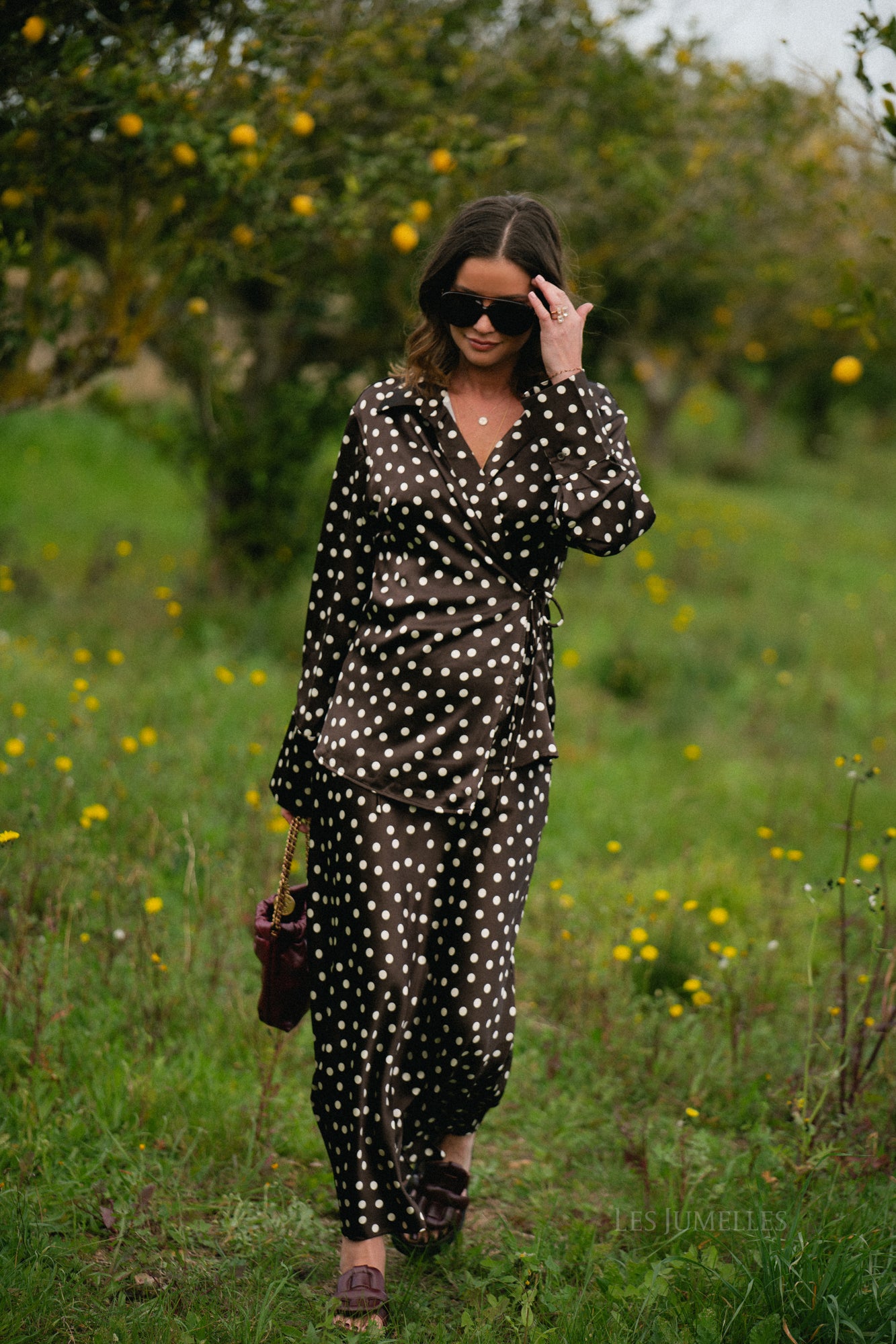 Juliana wikkelblouse met stippen bruin/ecru