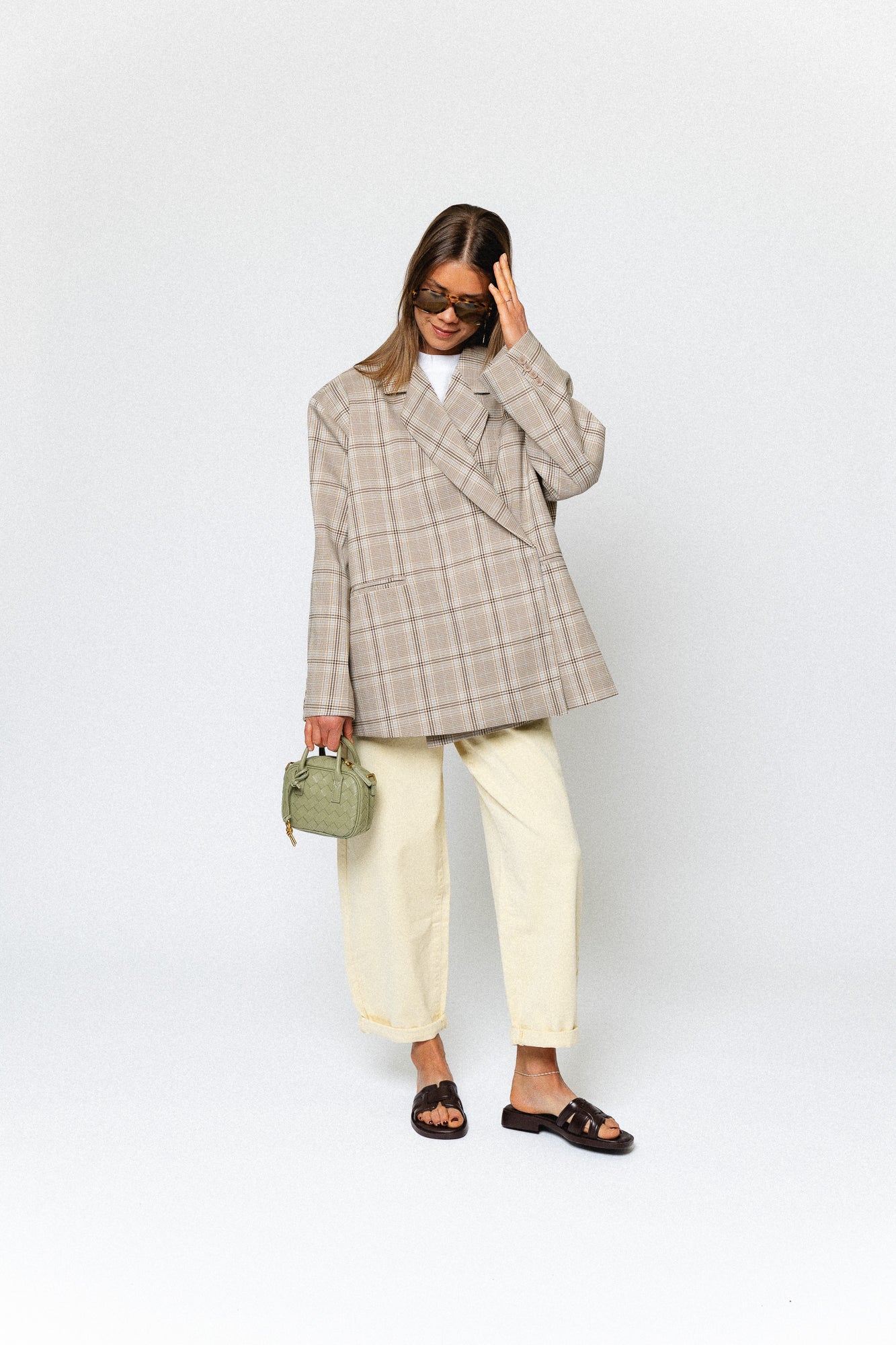 Chloe oversized signature check blazer taupe/brown