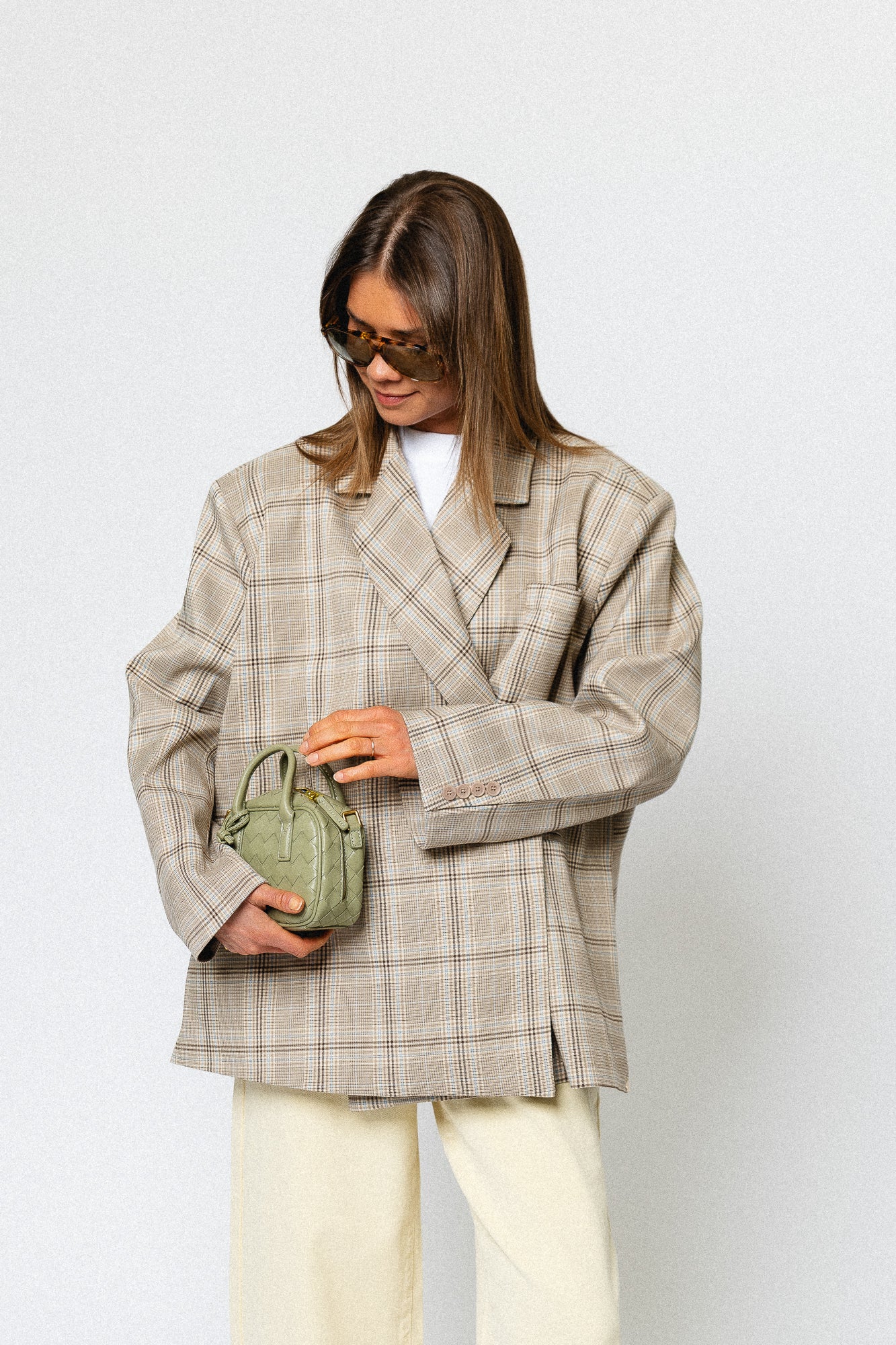 Chloe oversized signature check blazer taupe/brown