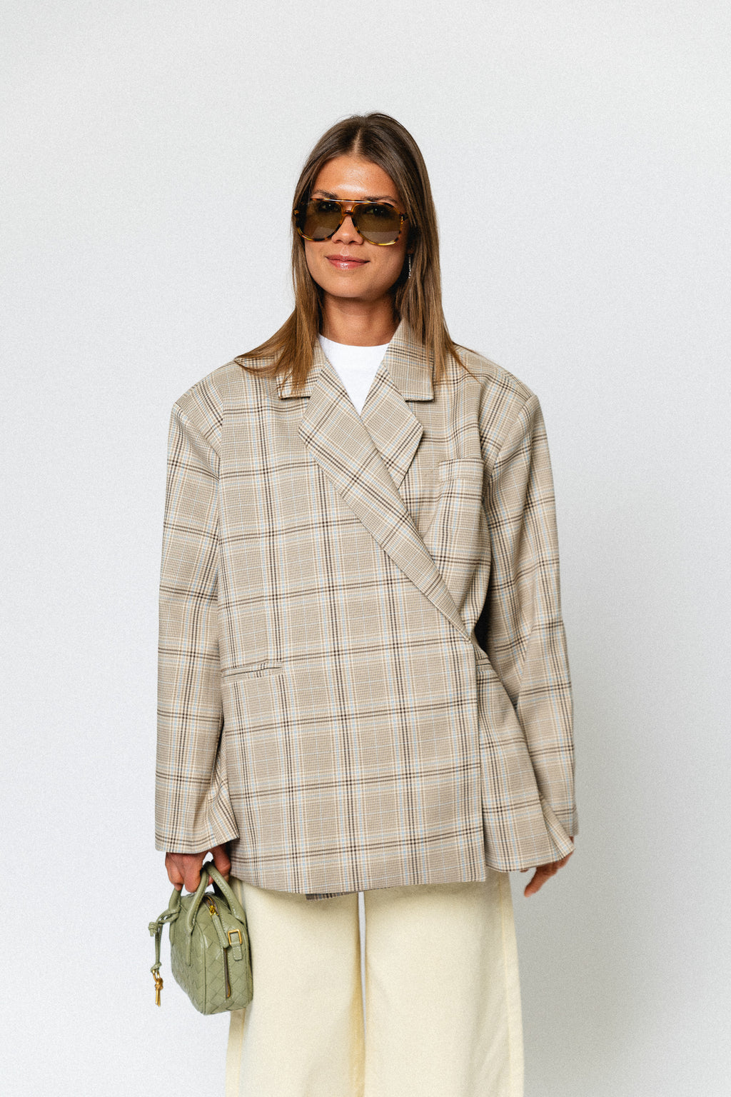 Chloe oversized signature check blazer taupe/brown