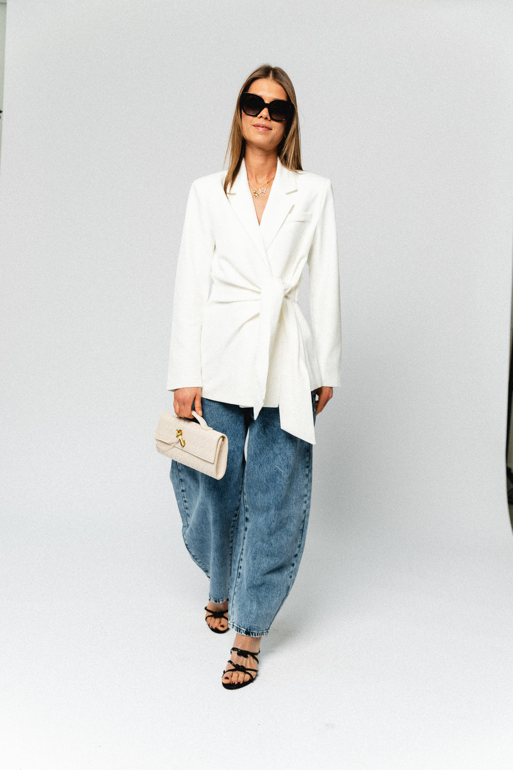 Nova tied blazer off white