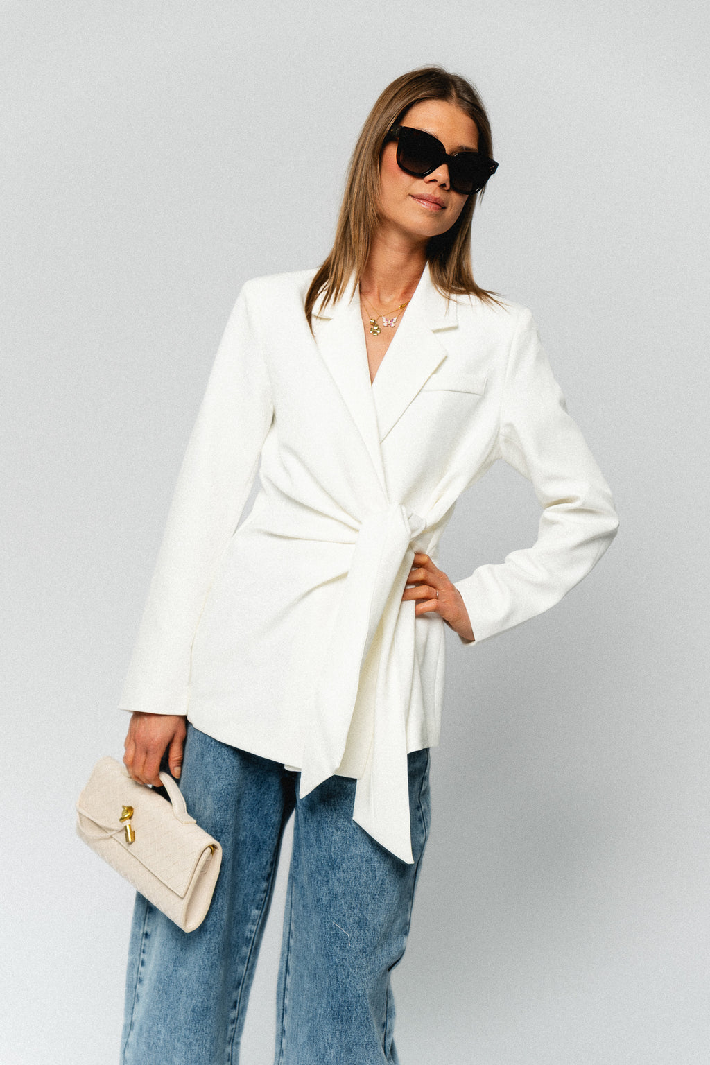Nova tied blazer off white
