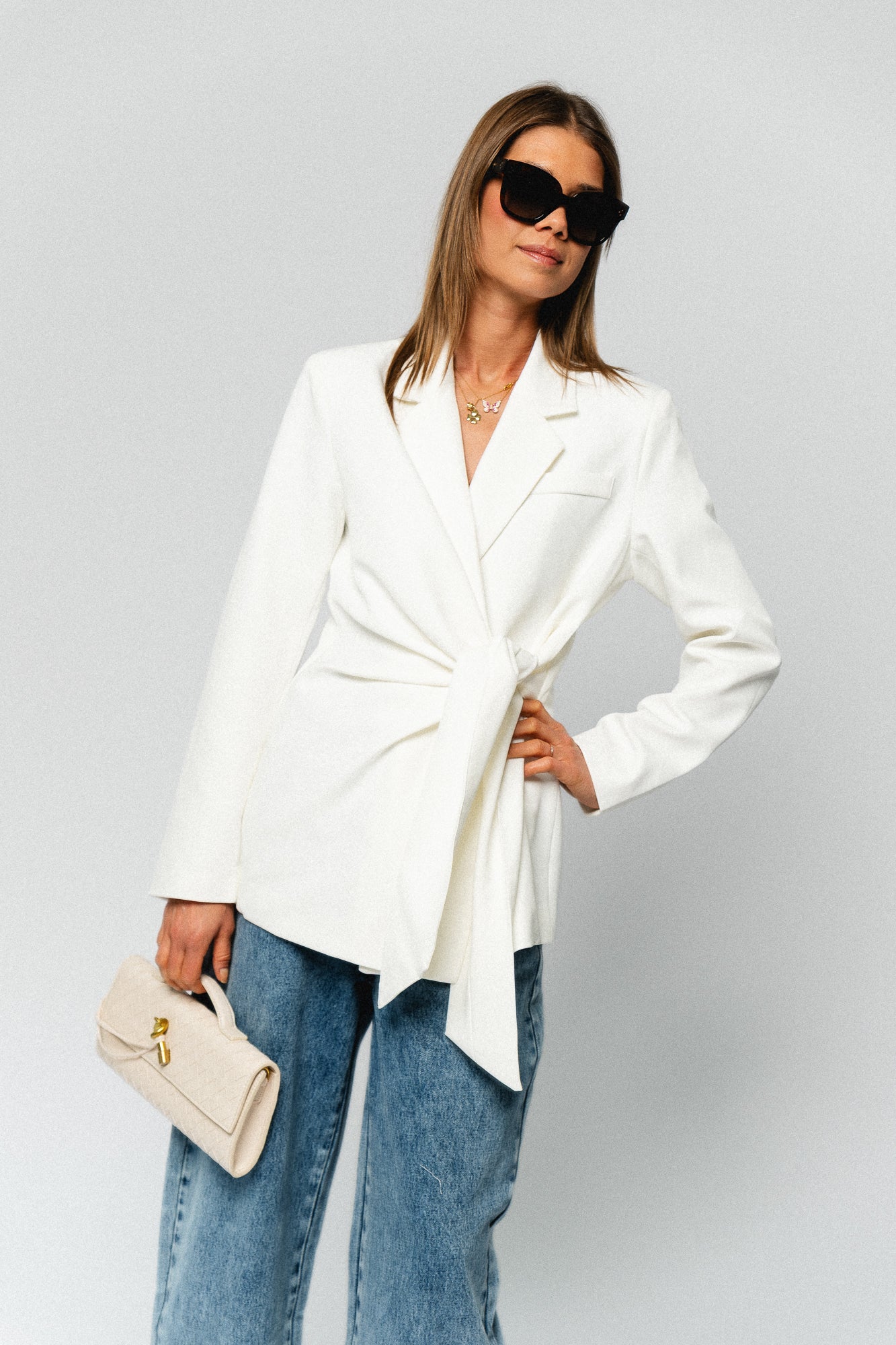Nova tied blazer off white