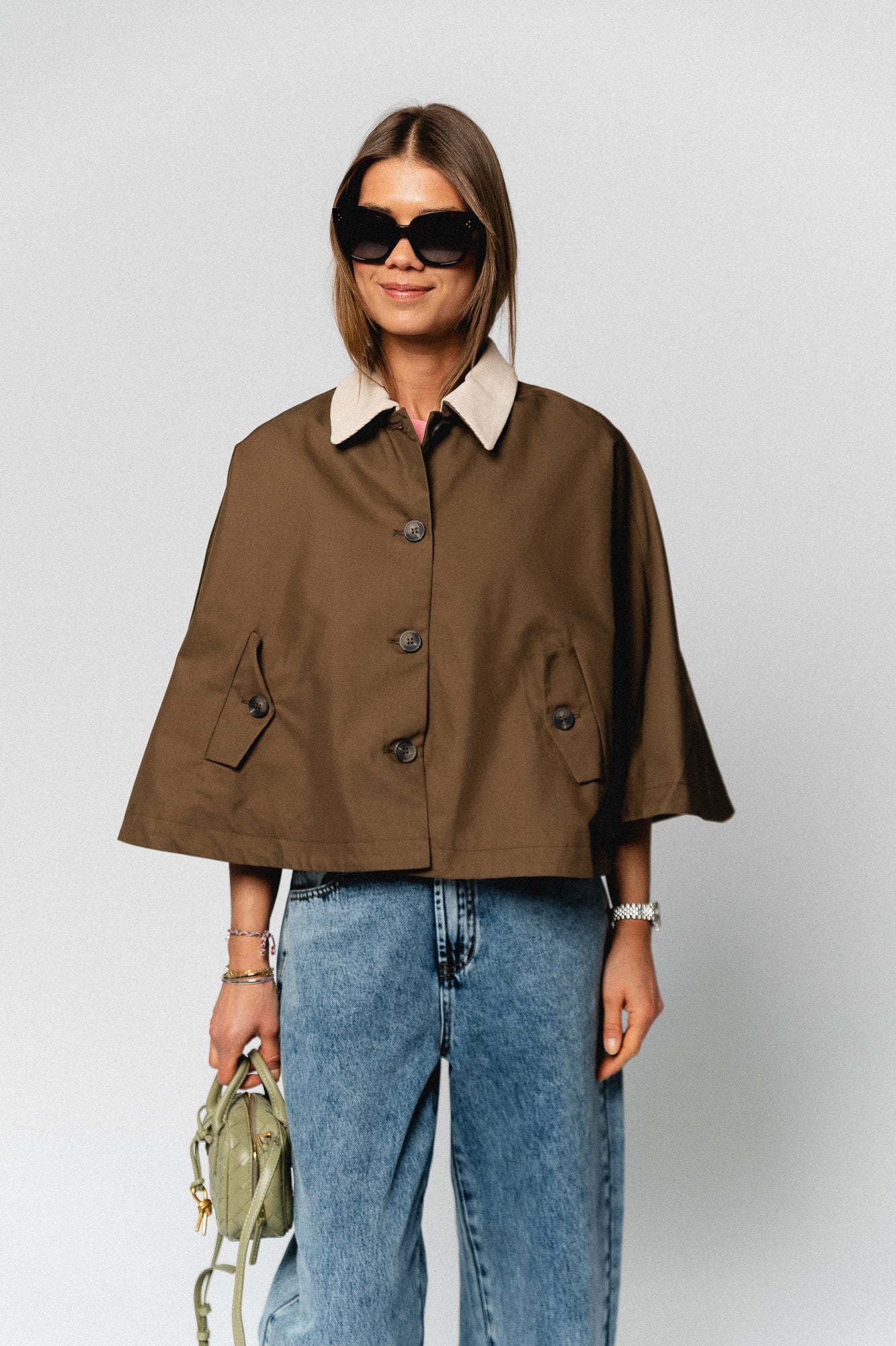 YASMaloma short trench cape oatmeal – Les Jumelles