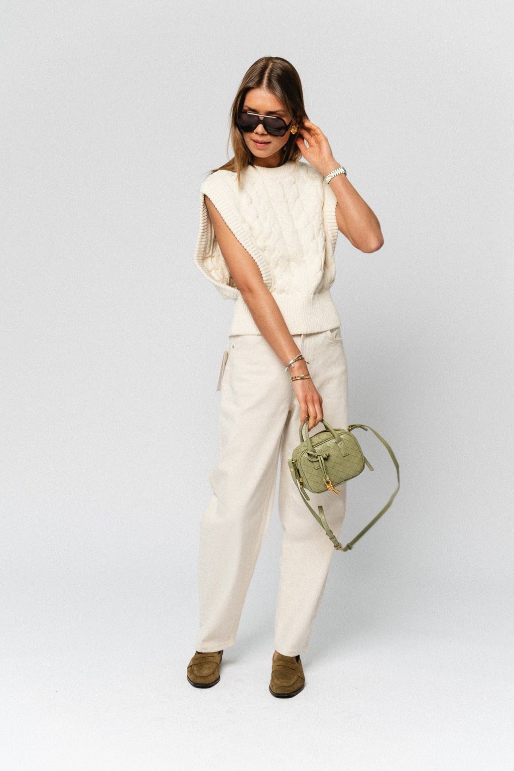 ROUCalia O-neck knitted vest birch