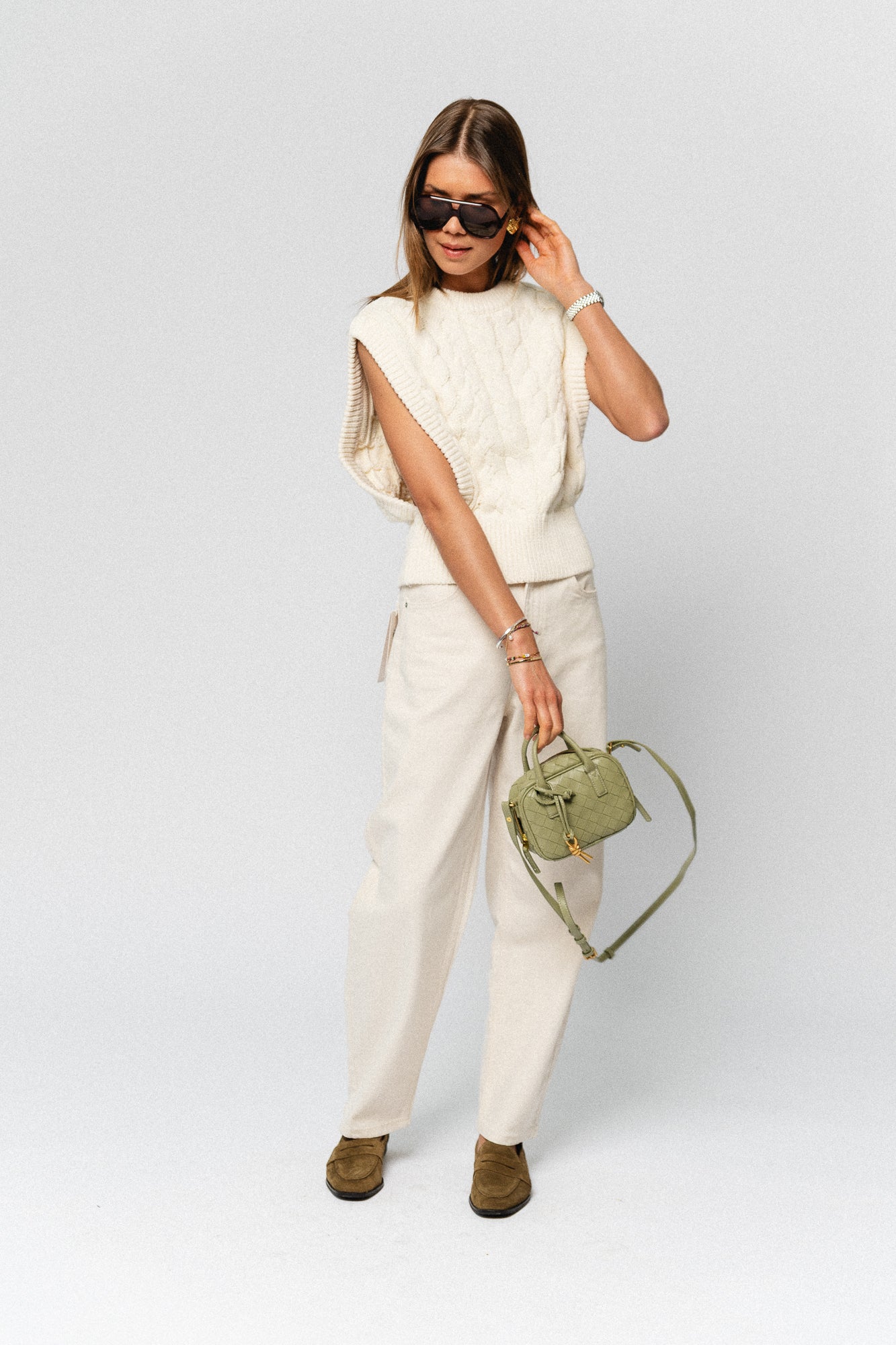 ROUCalia O-neck knitted vest birch