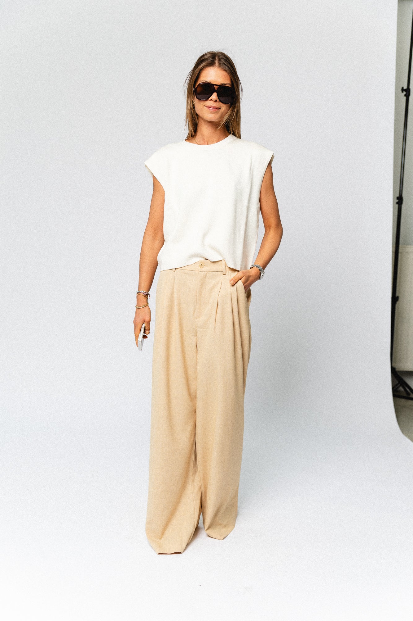 Plama pull off white