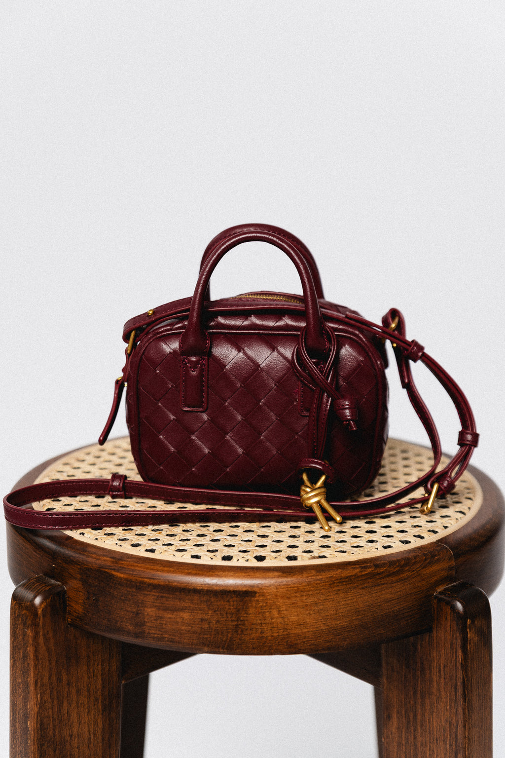Verona woven mini bag burgundy