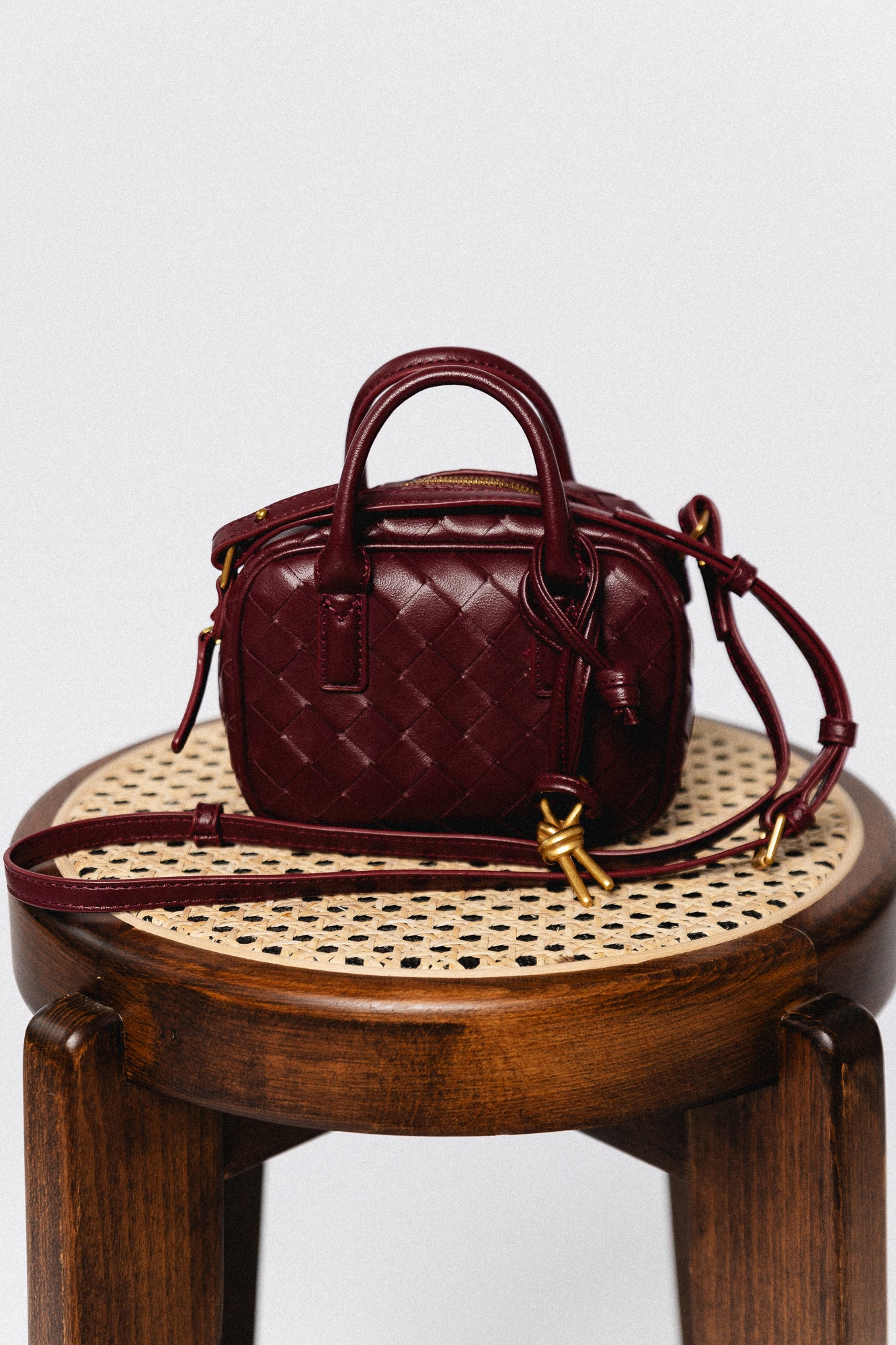 Verona woven mini bag burgundy