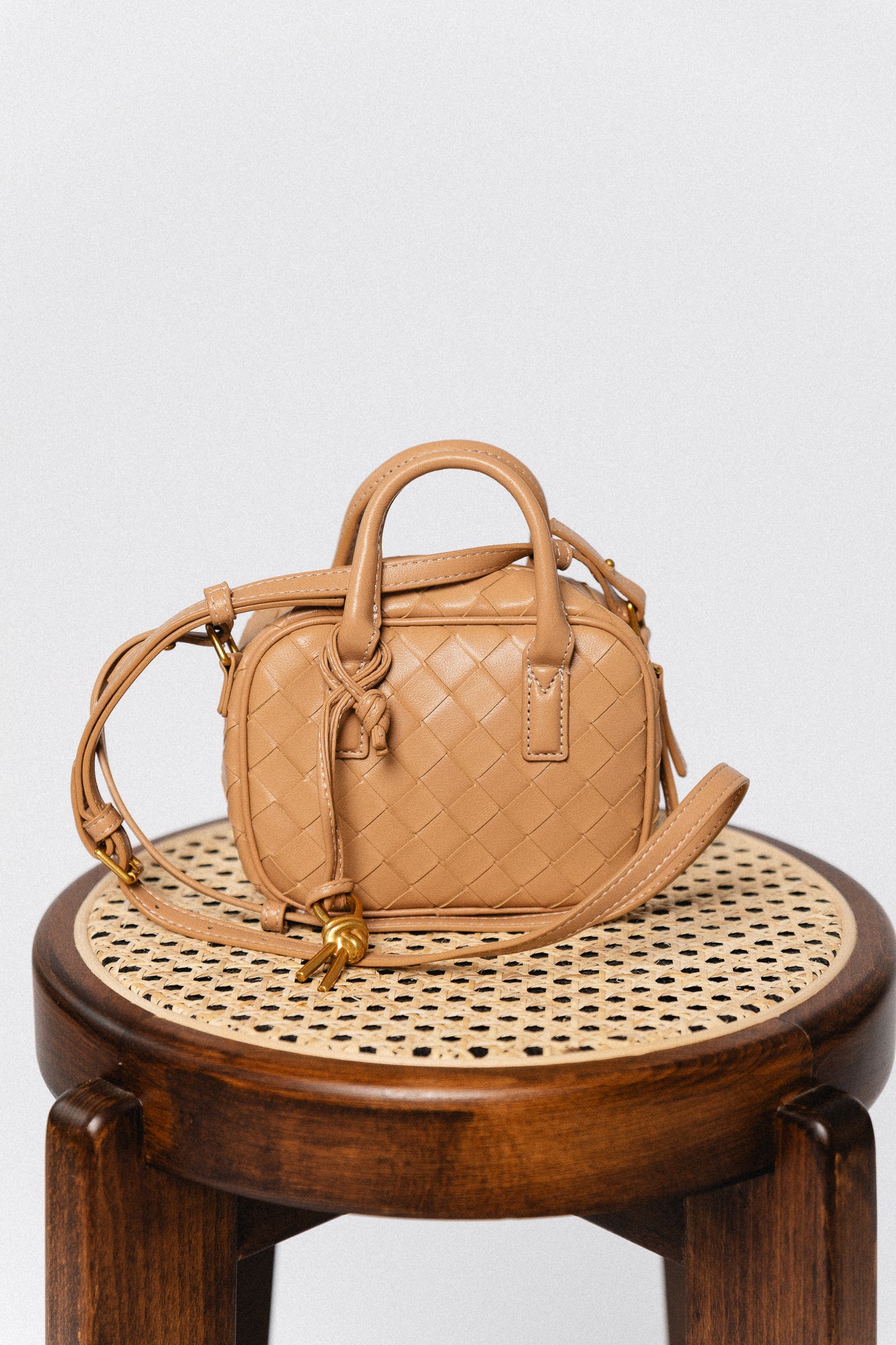 Verona woven mini bag camel