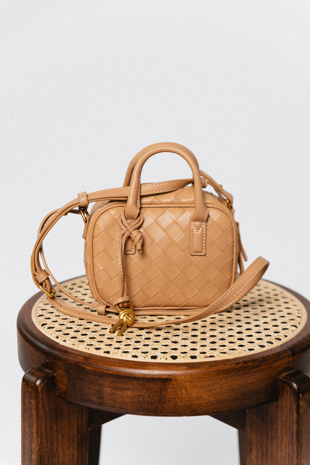 Verona woven mini bag camel