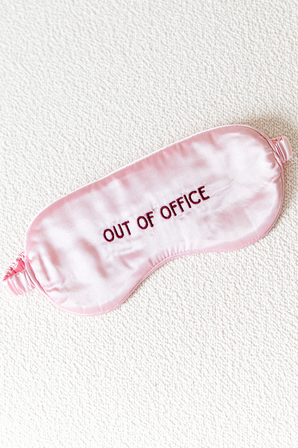 Out of office eye mask pink