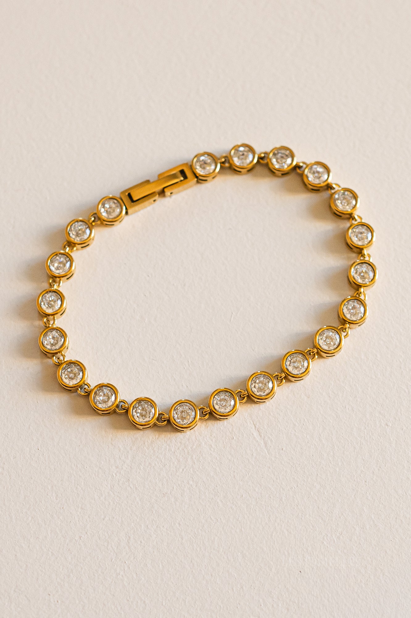 Bezel tennis bracelet gold