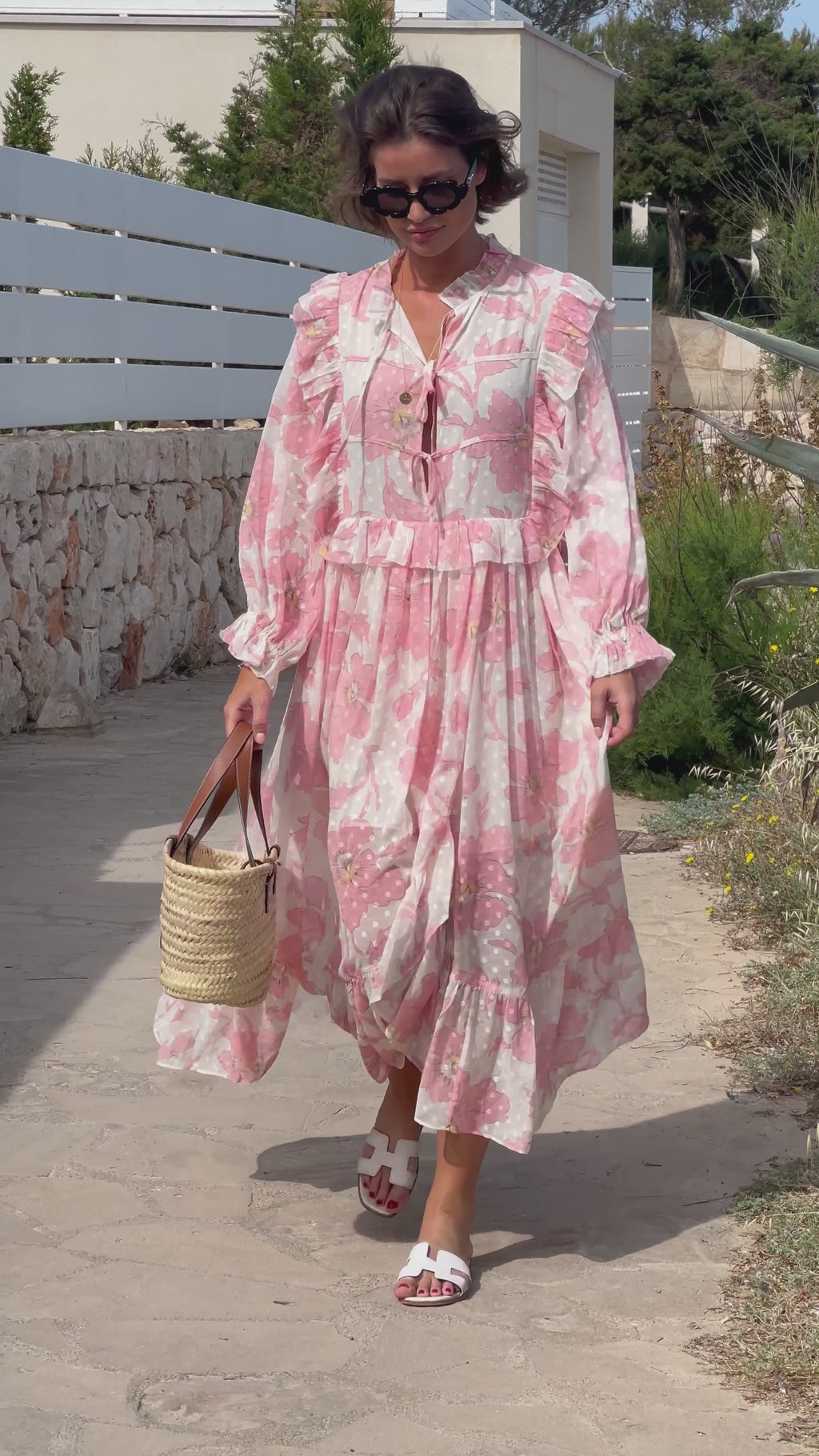 Robe longue en mousseline imprimée rose tendre