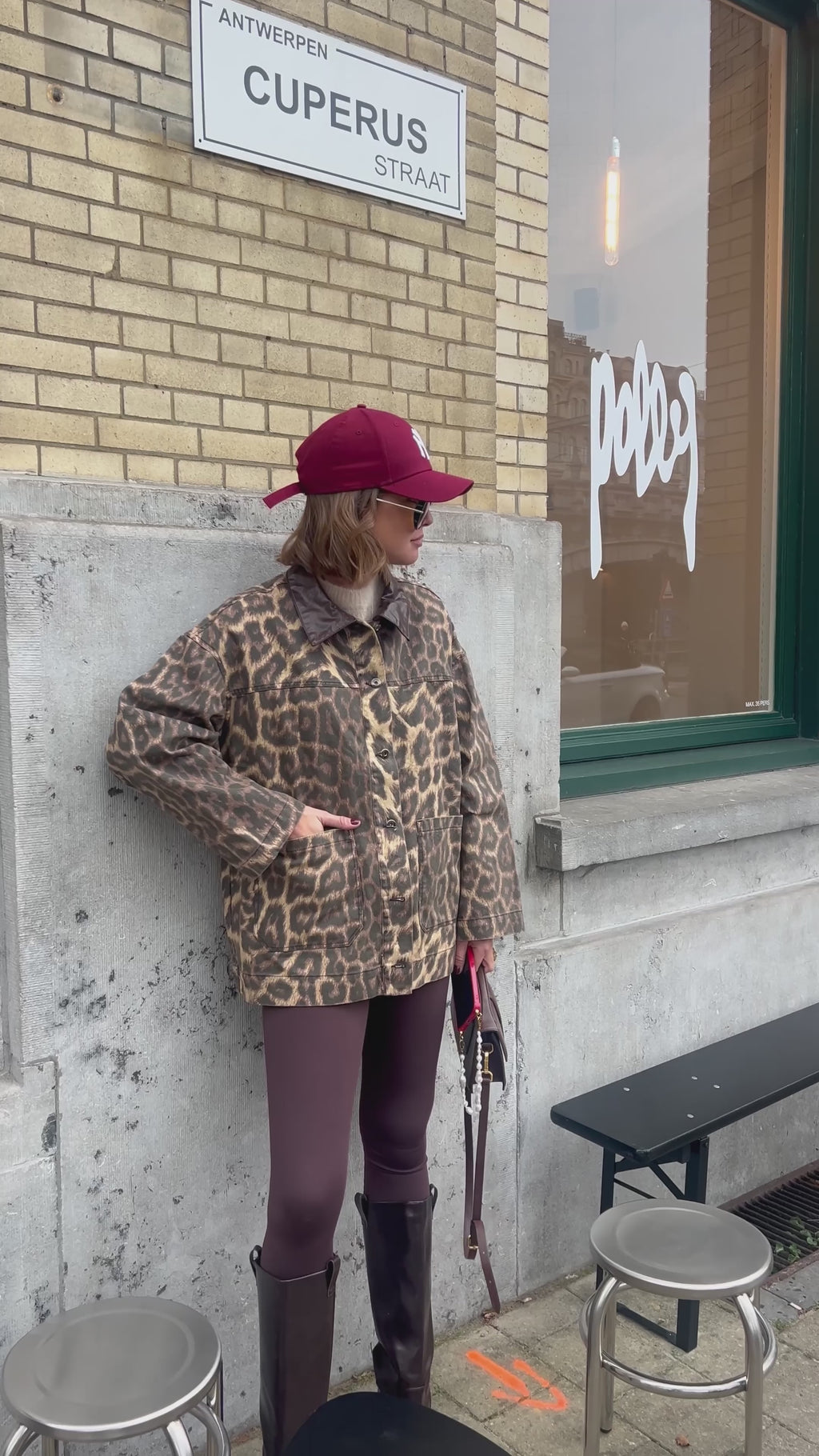 Megan leopard jas